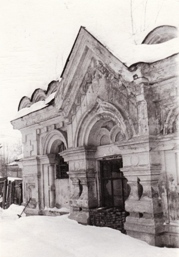 1989 ���. 